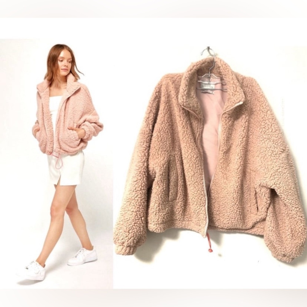Urban outfitters Sherpa style zip up jacket size small